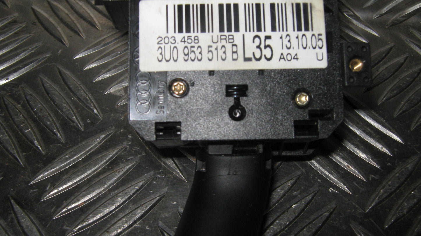 Skoda Superb Kontakt Blink Med OEM Nr. 3U0953513B Fra Skoda Ophugger
