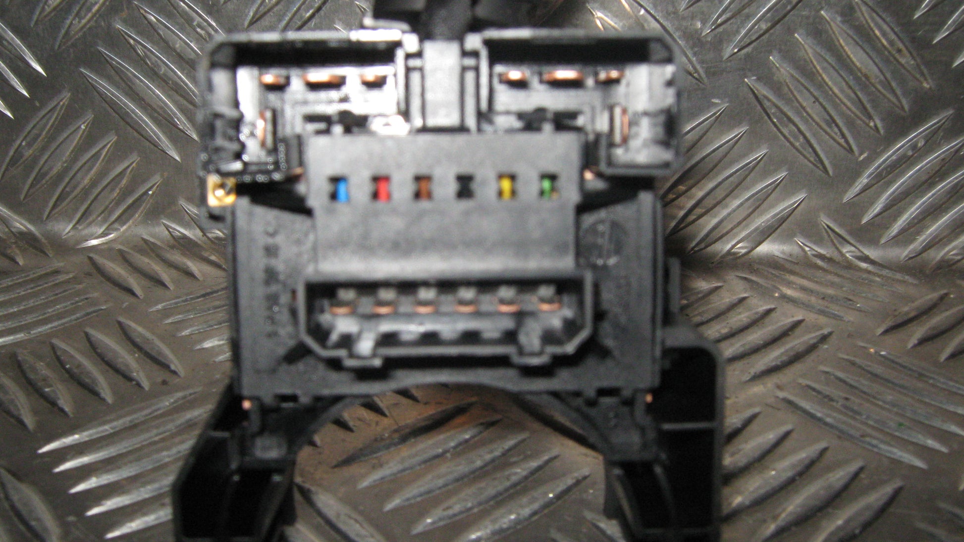 Skoda Superb Kontakt Visker Med OEM Nr. 4B0953503G Fra Skoda Ophugger