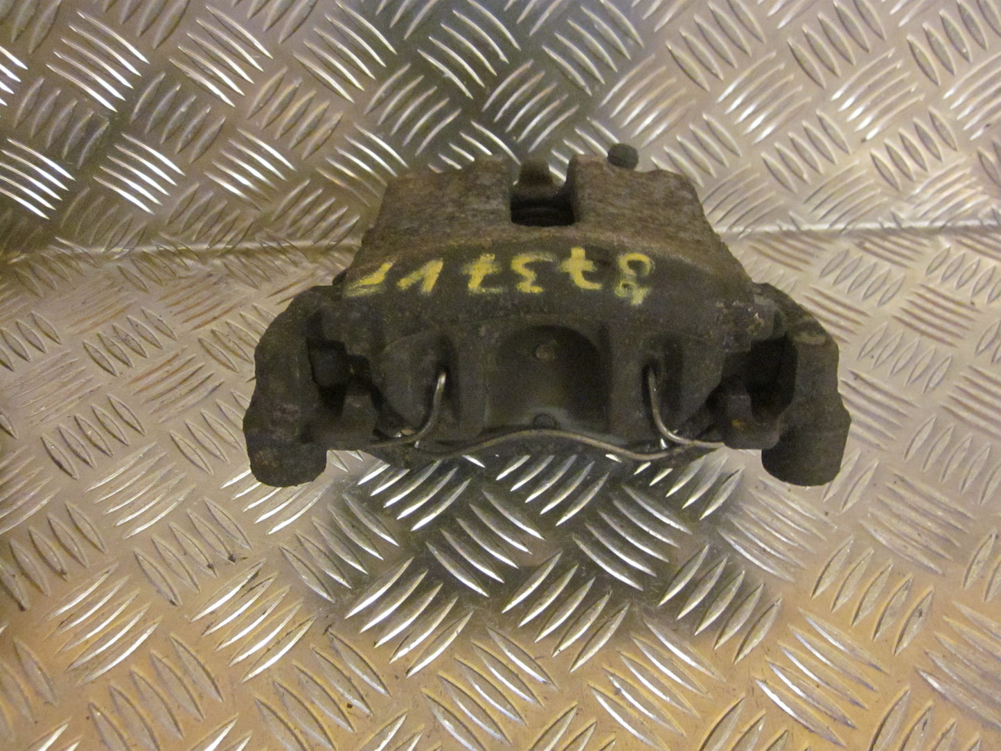 Volvo 70 Serie Bremsekaliber VF Med OEM Nr. Ophugger Fra Volvo Ophugger
