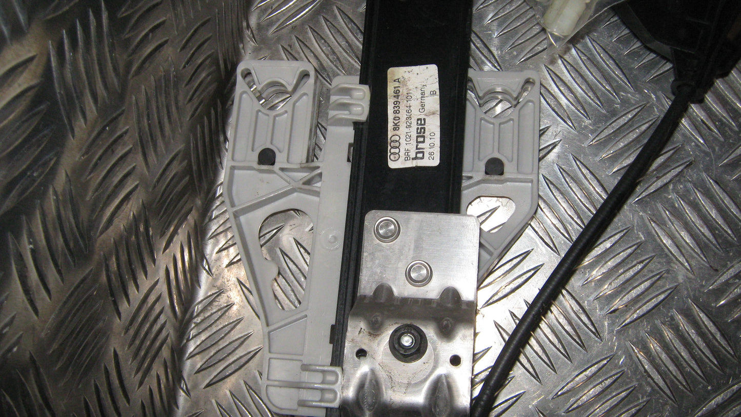 Audi A4 8K Rudemotor - Rudehejs Med OEM Nr. 8K0839461A Fra Audi Ophugger