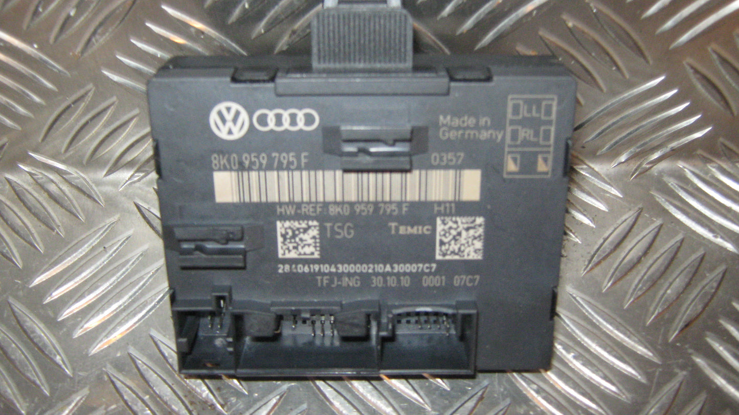 Audi A4 8K Elektriske Dele Div Med OEM Nr. Ophugger Fra Audi Ophugger