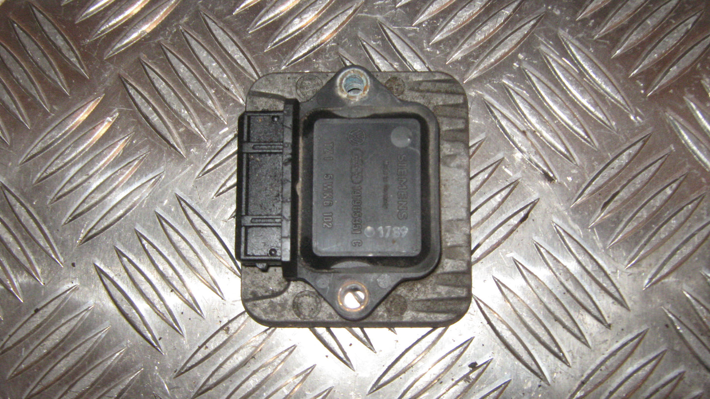 VW Golf 2 Elektriske Dele Div Med OEM Nr. Ophugger Fra VW Ophugger