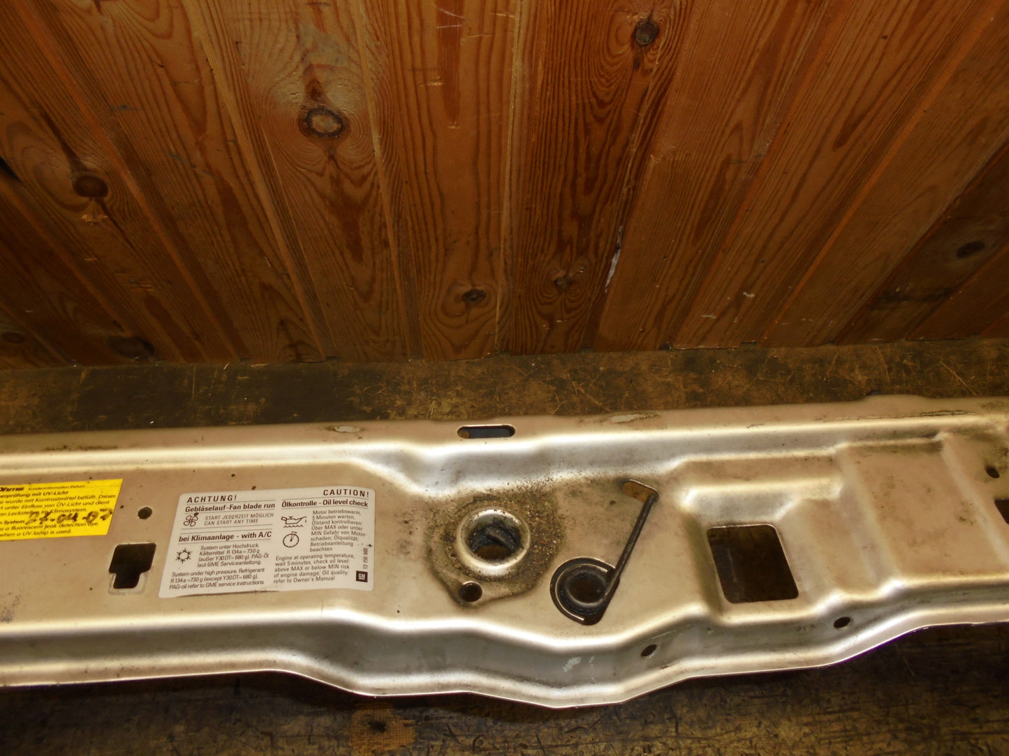 Opel Vectra C Låseplade Med OEM Nr. Ophugger Fra Opel Ophugger