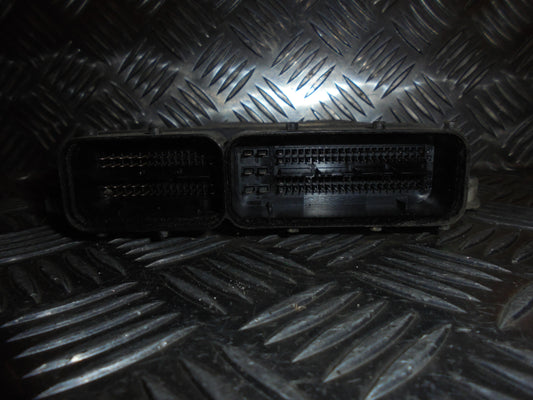 Opel Astra H Motorstyring - Motorstyreboks - Injection Elboks Med OEM Nr. 55556829 Fra Opel Ophugger