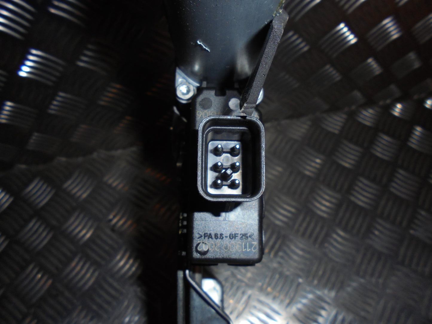 Opel Astra H Rudemotor - Rudehejs Med OEM Nr. Ophugger Fra Opel Ophugger