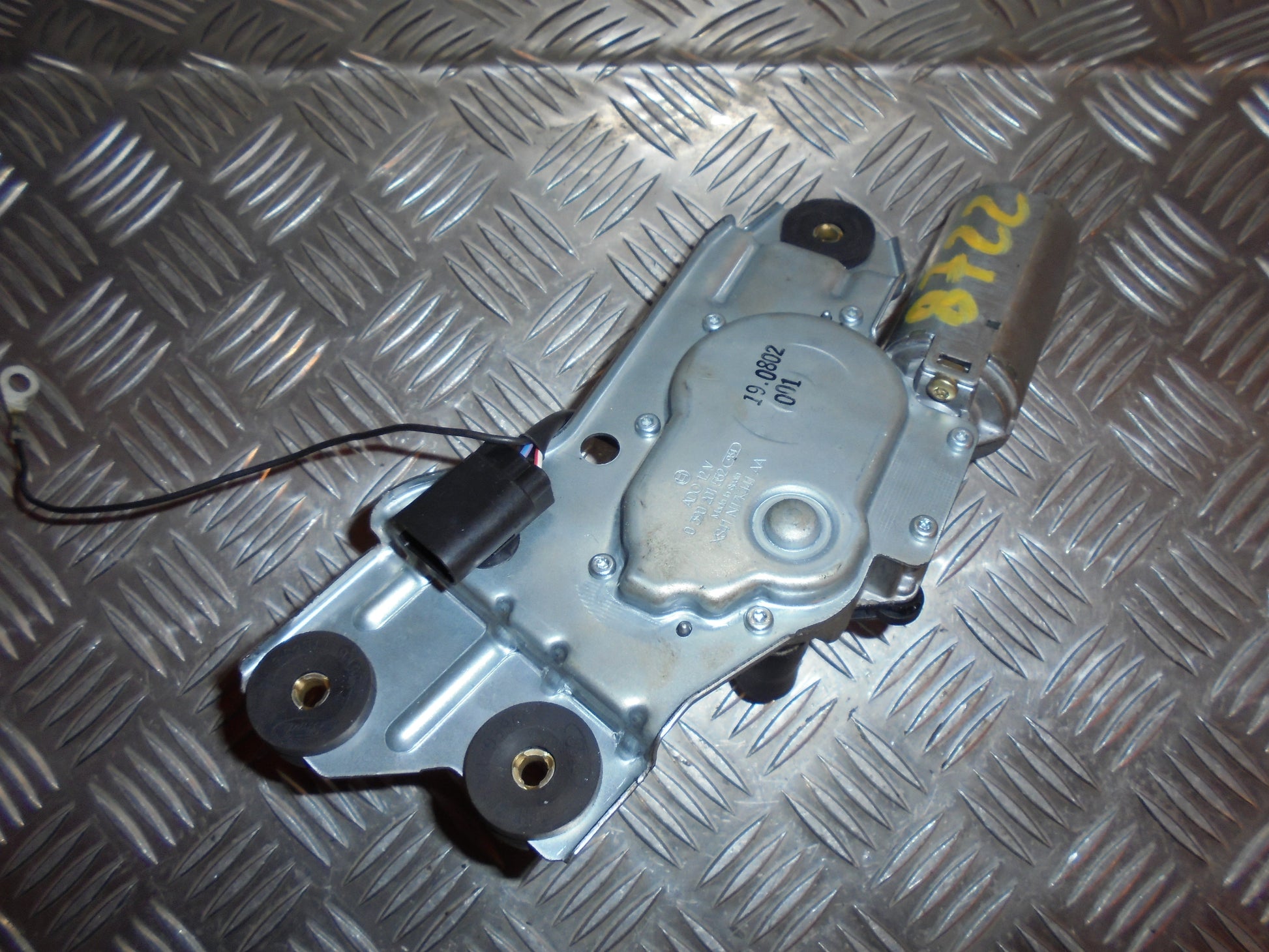 Ford Focus Bagrudevisker Motor Med OEM Nr. Ophugger Fra Ford Ophugger