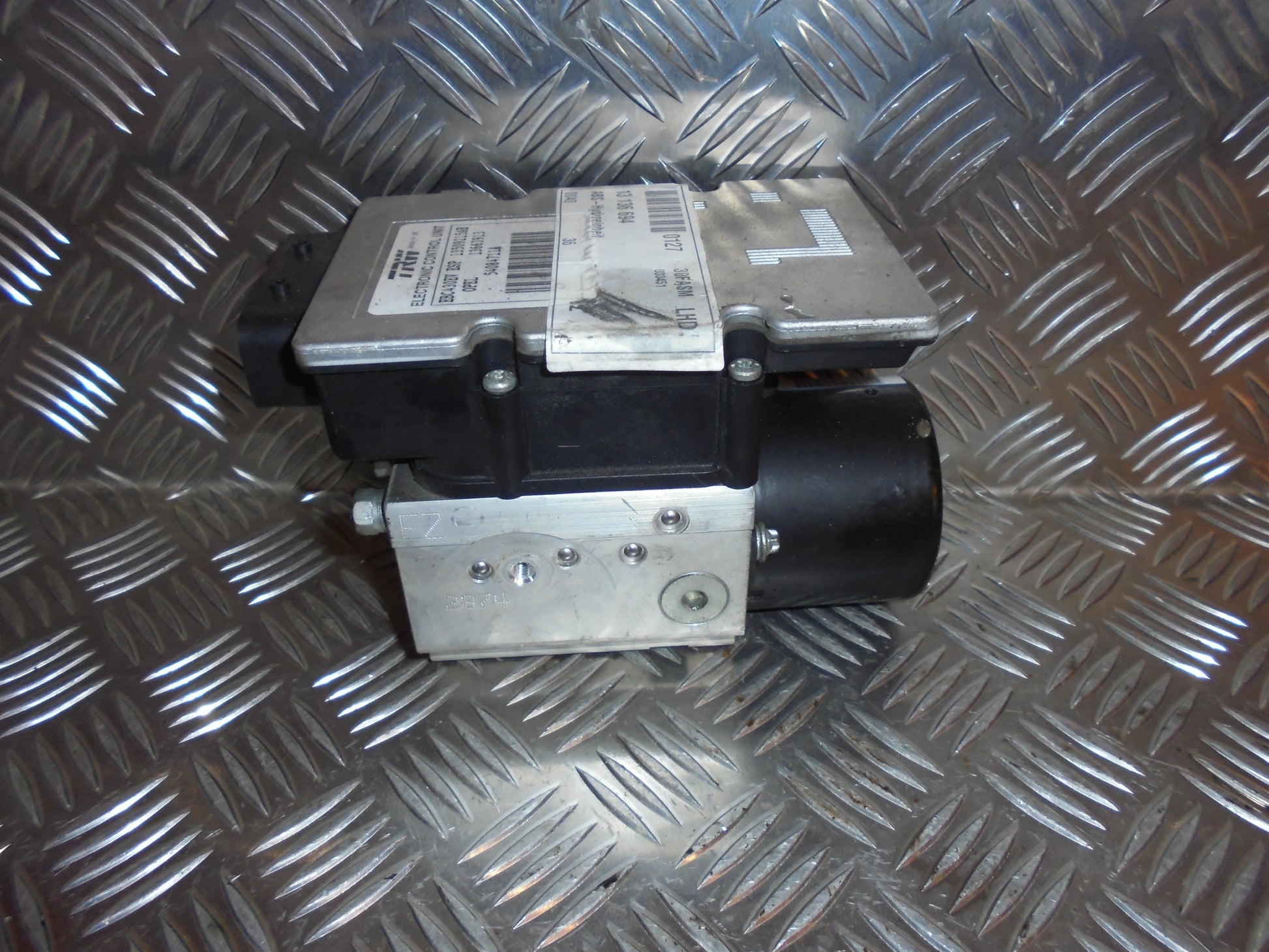 Opel Vectra C Abs Pumpe Med OEM Nr. 13136694 Fra Opel Ophugger