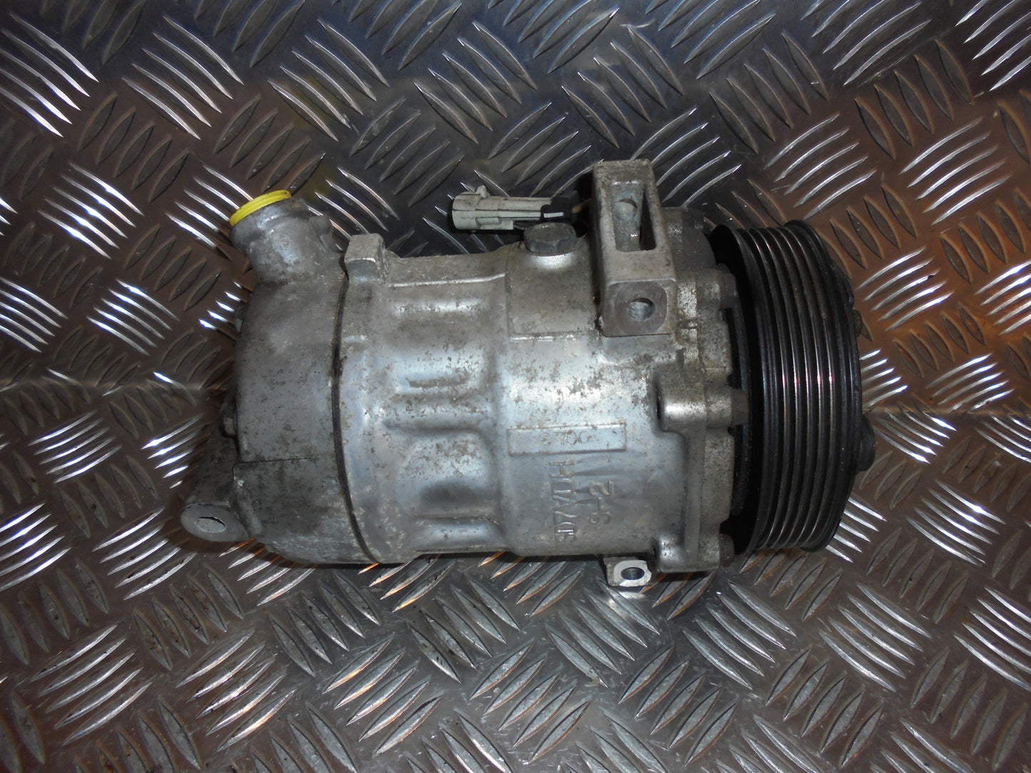 Opel Vectra C Aircondition Pumpe Med OEM Nr. 13171593 Fra Opel Ophugger