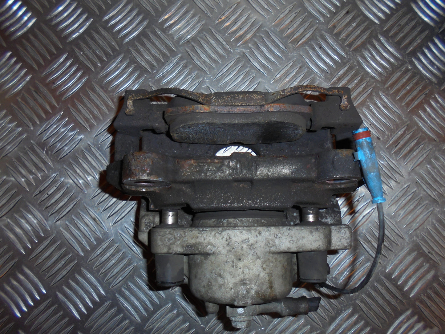 Opel Vectra C Bremsekaliber VF Med OEM Nr. GM6002 Fra Opel Ophugger
