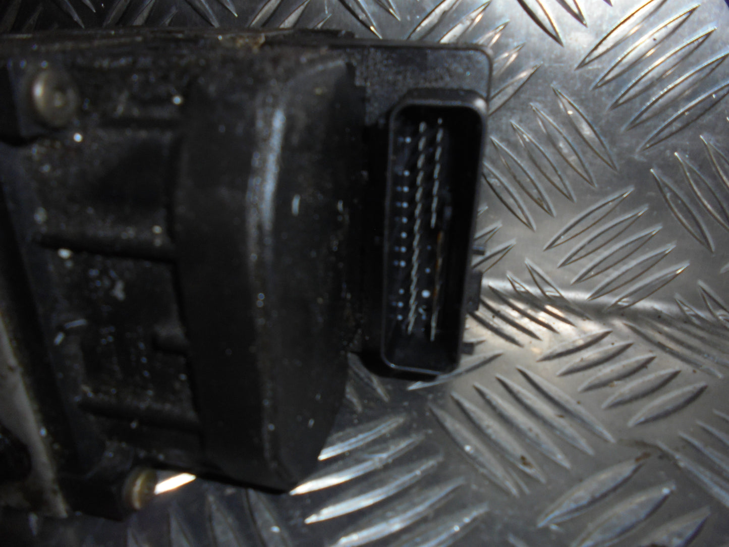 VW Passat 3B Abs Pumpe Med OEM Nr. 0273004281 Fra VW Ophugger