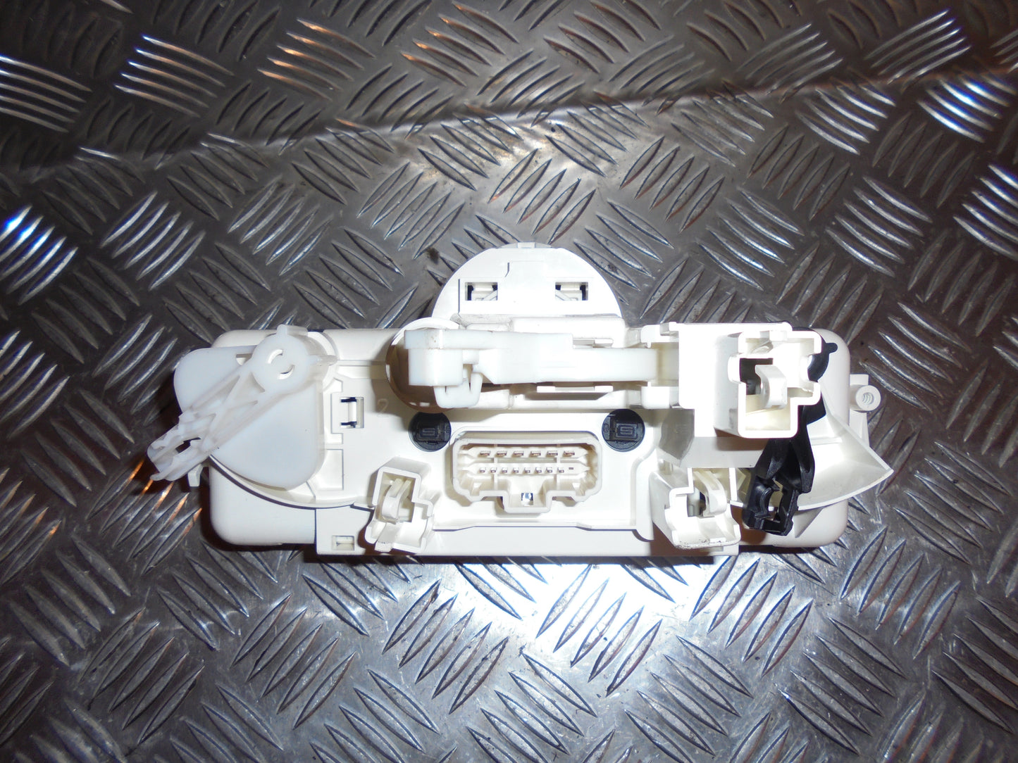 Renault Megane 2 Varmeregulering Med OEM Nr. Ophugger Fra Renault Ophugger