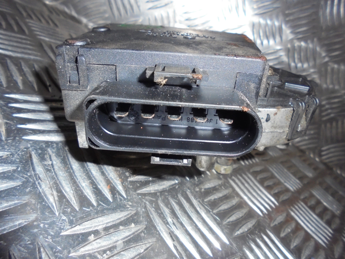VW Sharan 7M Viskermotor Med OEM Nr. Ophugger Fra VW Ophugger