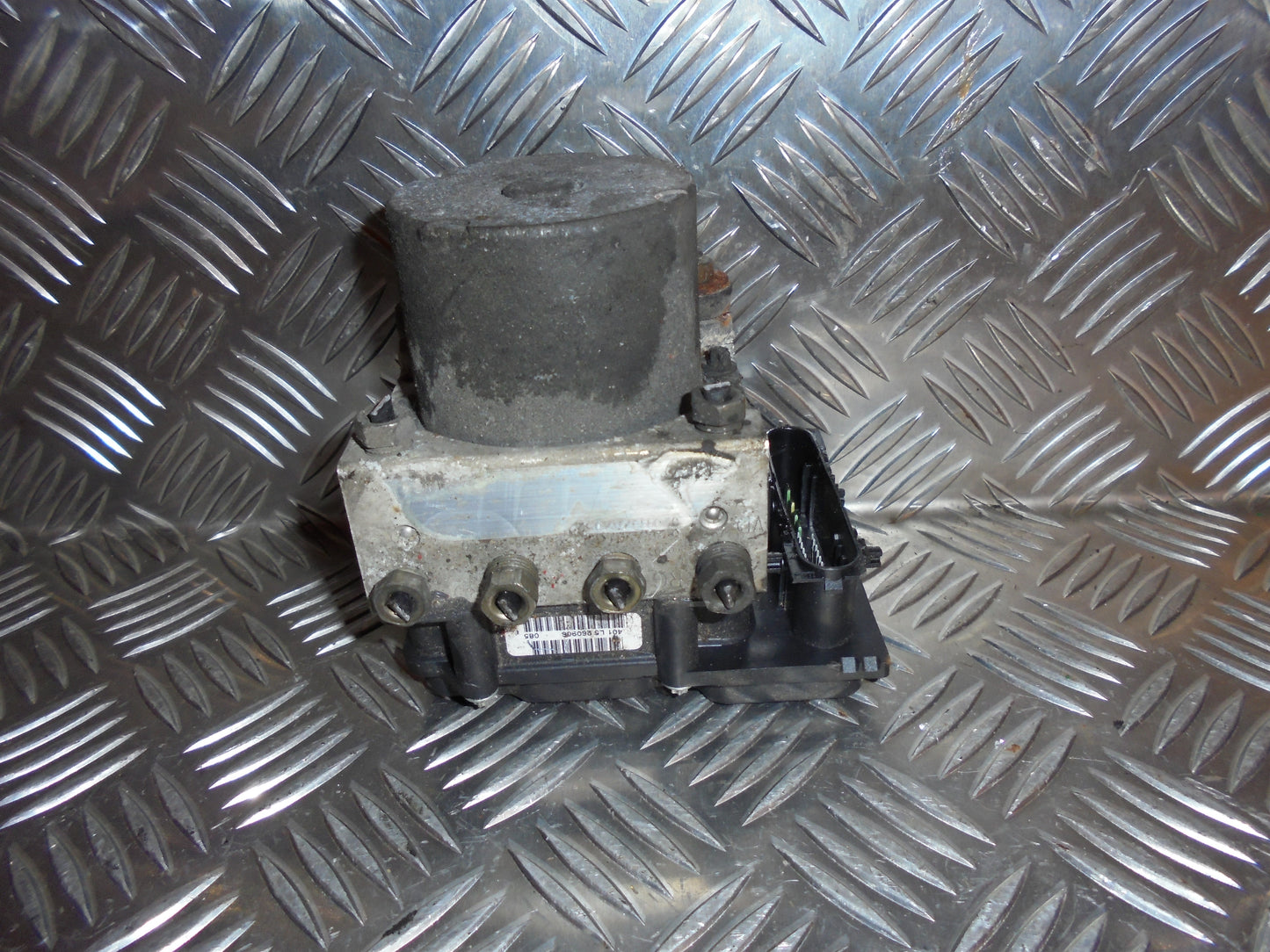 Peugeot 307 Abs Pumpe Med OEM Nr. 0265231302 Fra Peugeot Ophugger