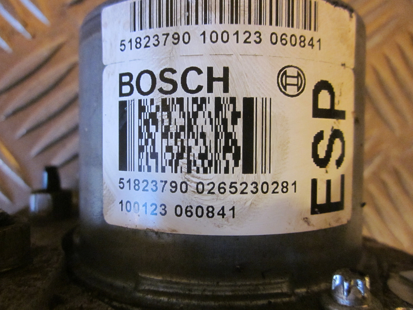 Ford Ka Abs Pumpe Med OEM Nr. 0265230281 Fra Ford Ophugger