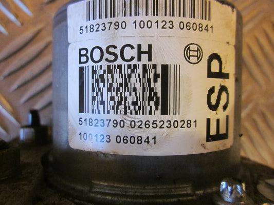 Ford Ka Abs Pumpe Med OEM Nr. 0265230281 Fra Ford Ophugger