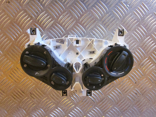 Ford Ka Varmeregulering Med OEM Nr. Ophugger Fra Ford Ophugger