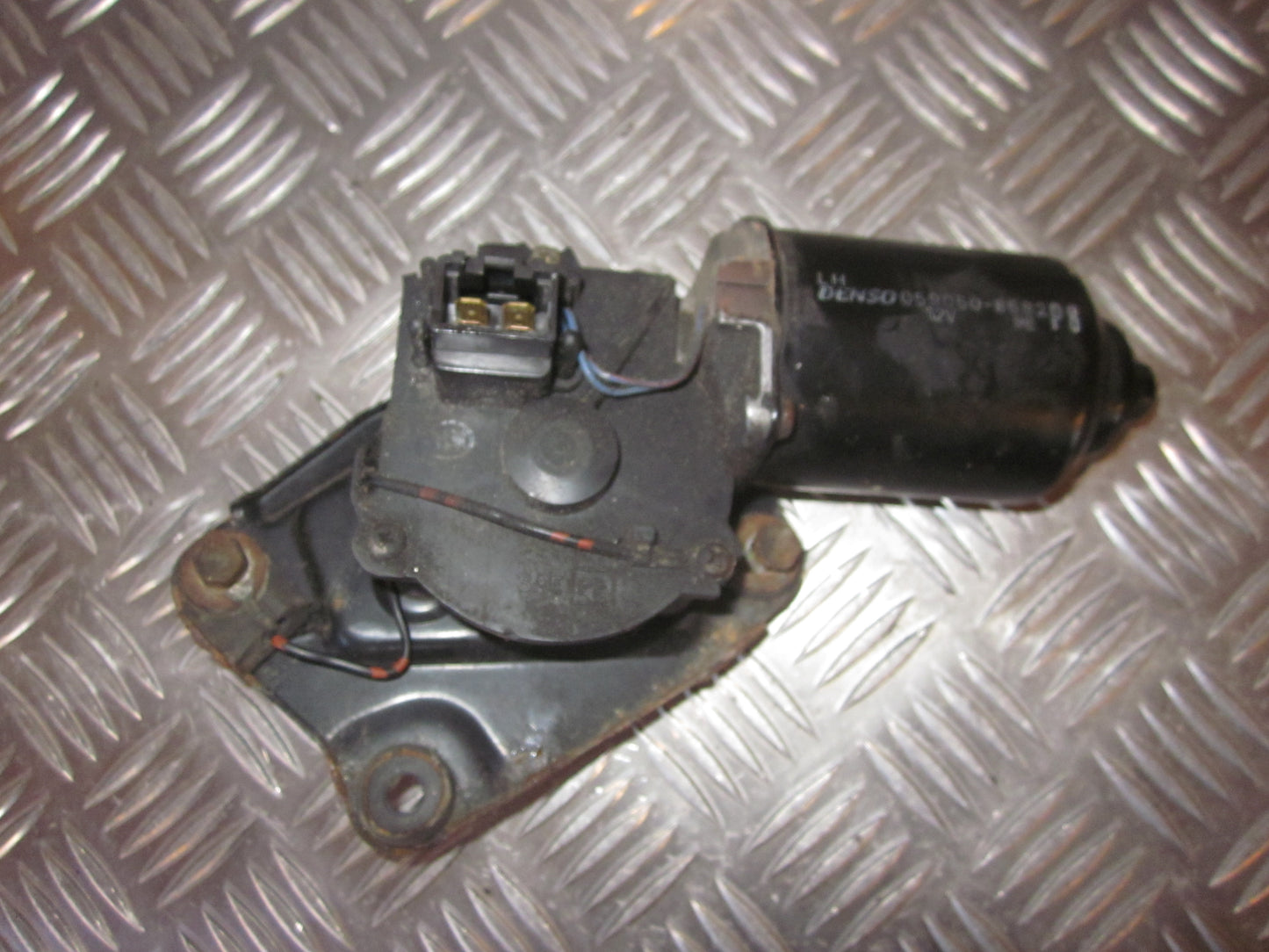 Suzuki Ignis Viskermotor Med OEM Nr. 3810180G01 Fra Suzuki Ophugger