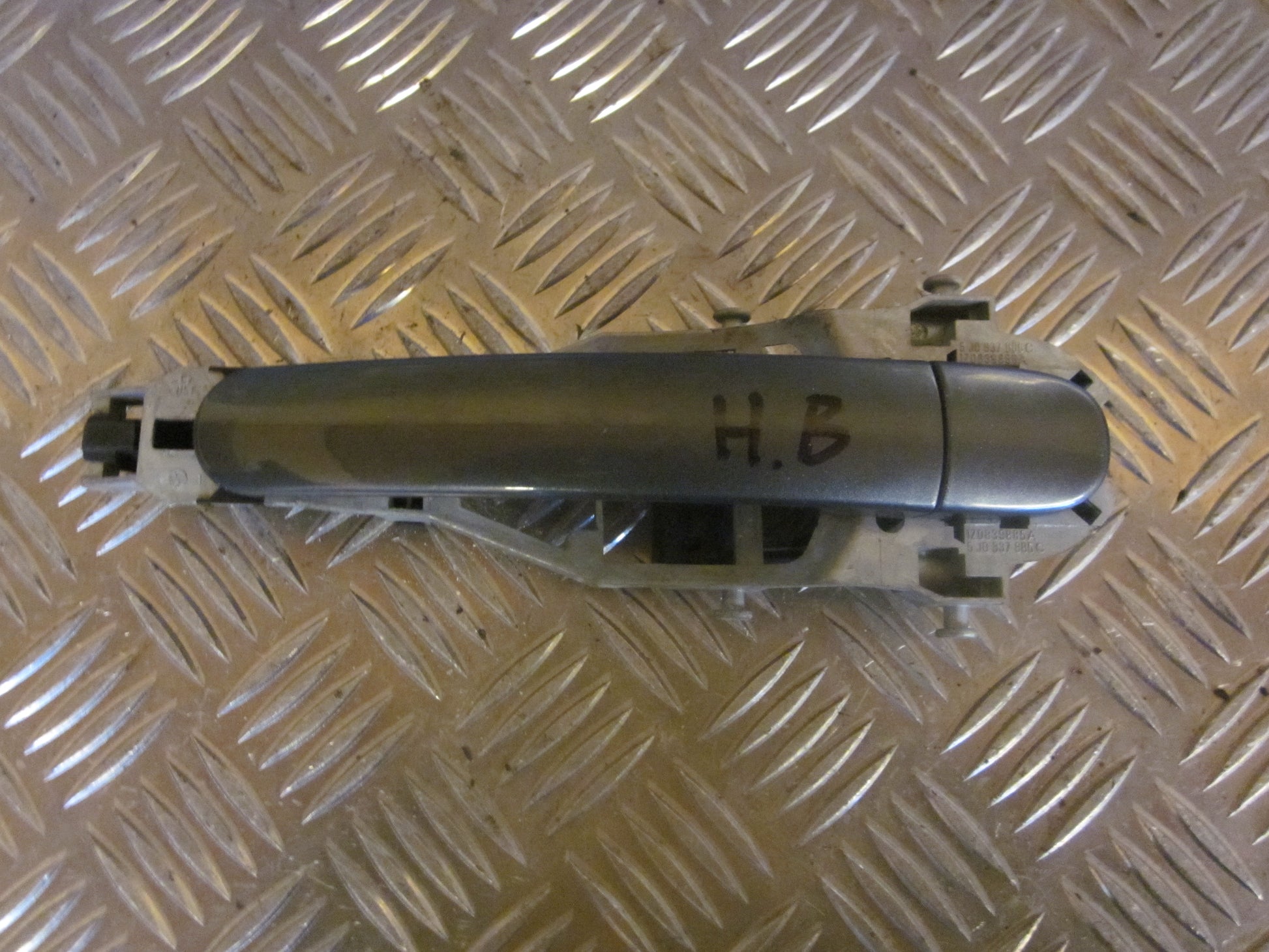 Skoda Octavia Håndtag Udvendig Med OEM Nr. Ophugger Fra Skoda Ophugger