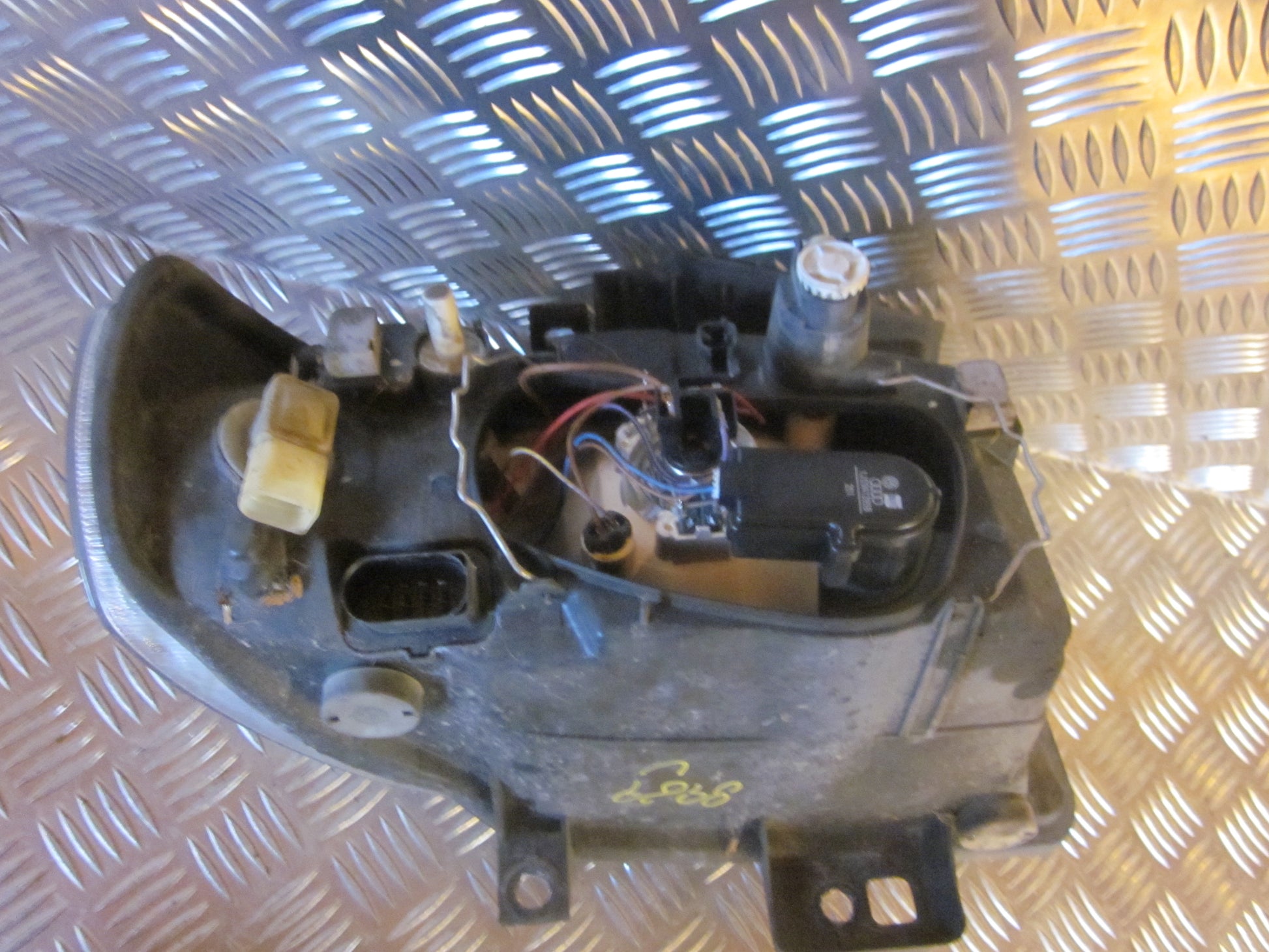 Seat Cordoba Forlygte Med OEM Nr. 6K1941043A Fra Seat Ophugger