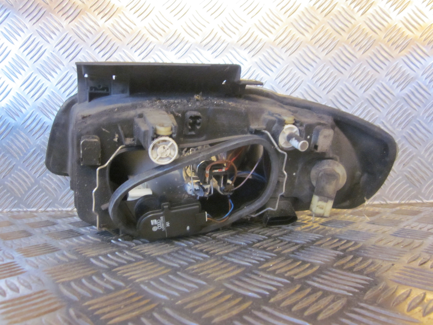 Seat Cordoba Forlygte Med OEM Nr. 6K1941044A Fra Seat Ophugger