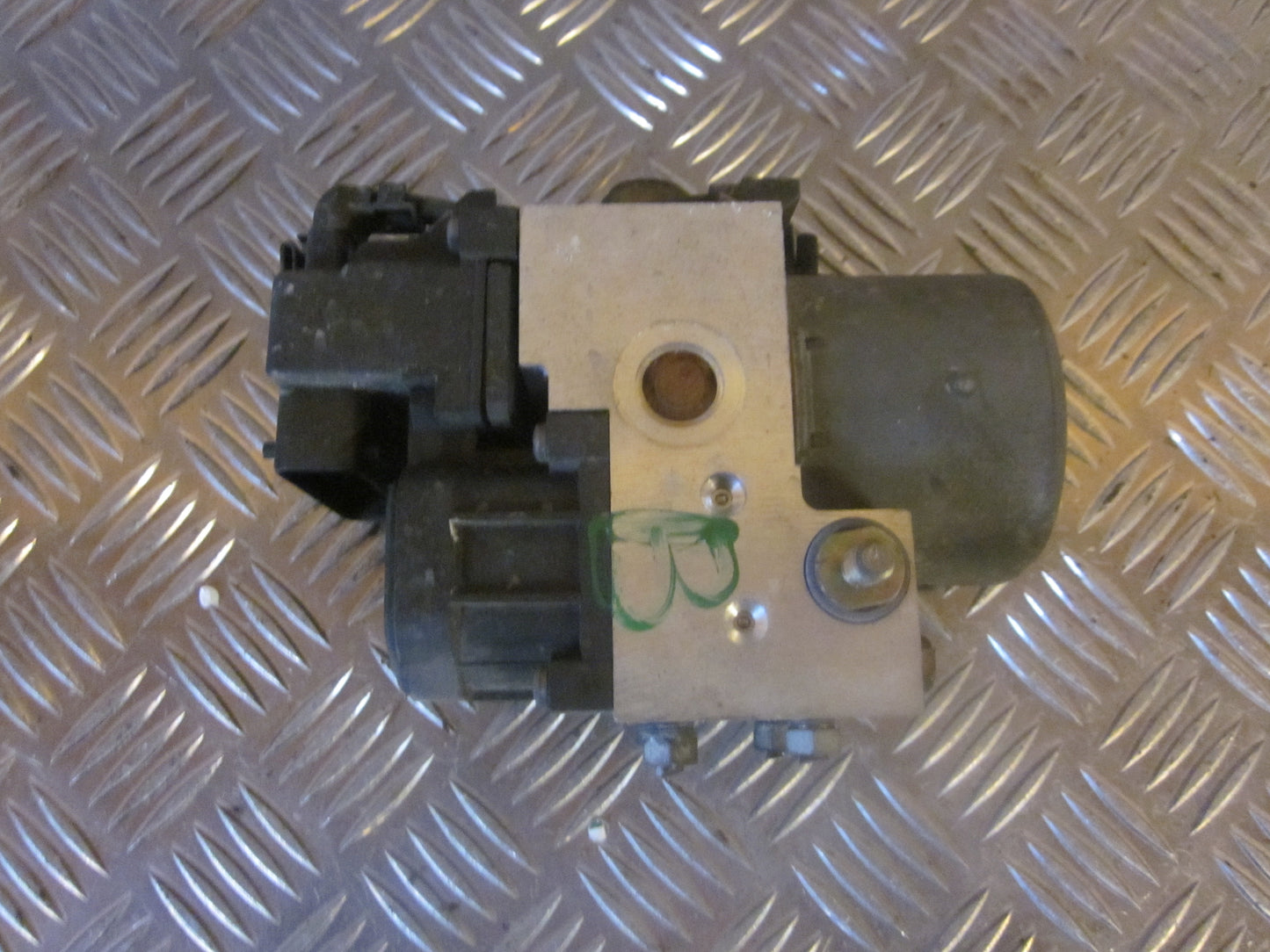 Opel Astra G Abs Pumpe Med OEM Nr. 90498066 Fra Opel Ophugger