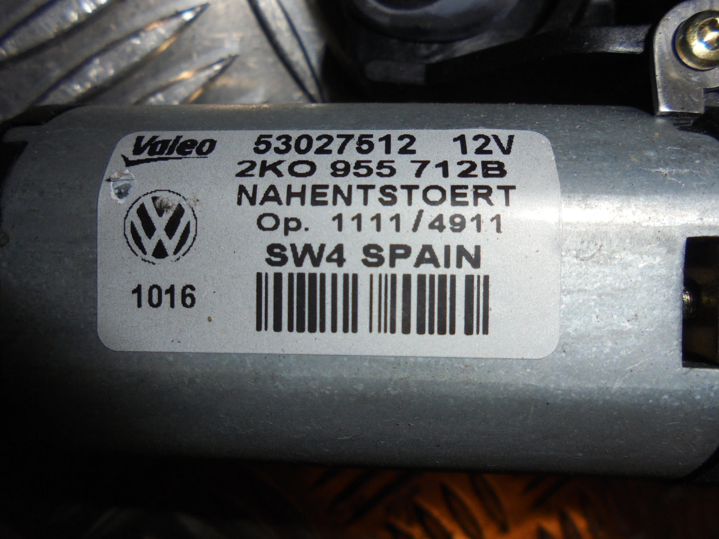 VW Caddy 2K Bagrudevisker Motor Med OEM Nr. 2K0955712B Fra VW Ophugger