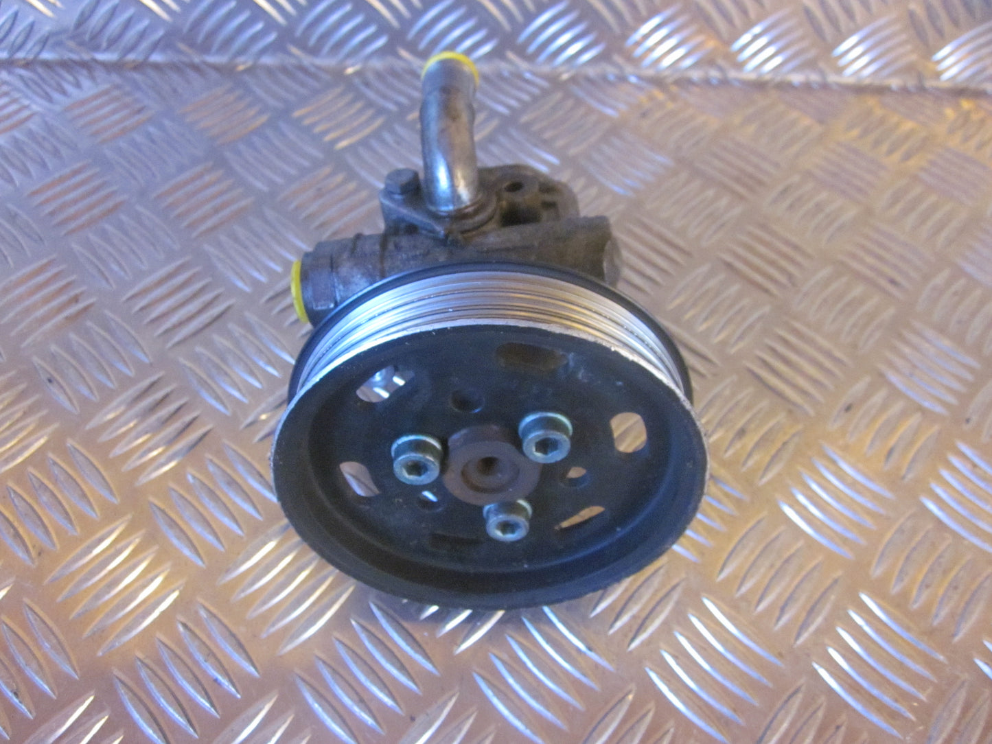 VW Caddy 2K Servopumpe Med OEM Nr. Ophugger Fra VW Ophugger