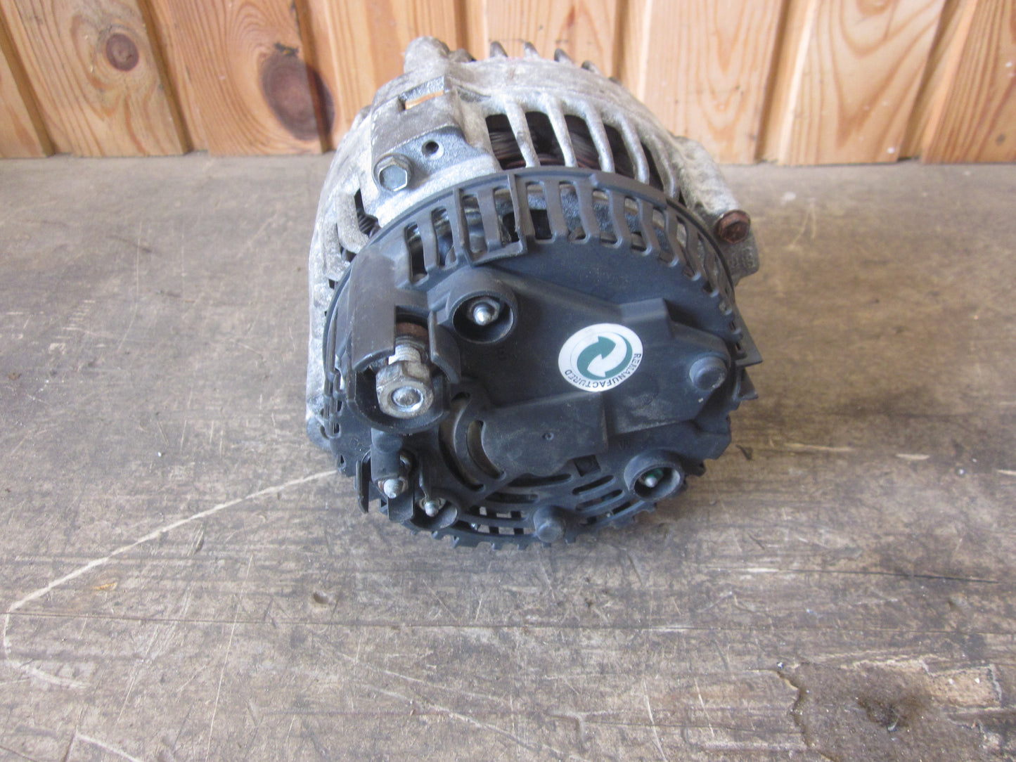 Peugeot 306 Generator Med OEM Nr. 57051J Fra Peugeot Ophugger