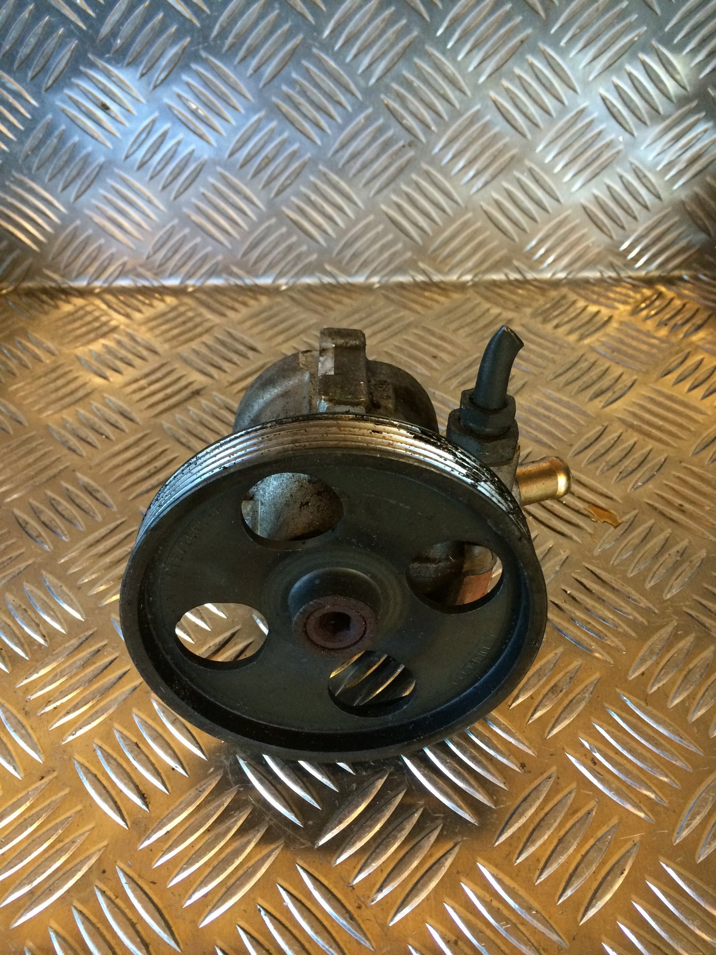 Citroen Berlingo Servopumpe Med OEM Nr. Ophugger Fra Citroen Ophugger