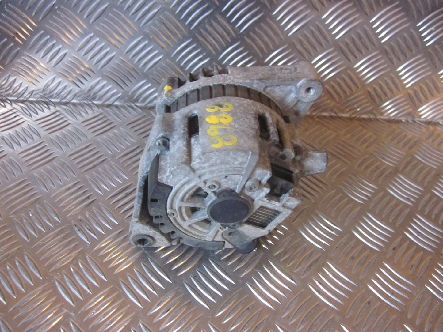 Chevrolet Tacuma Generator Med OEM Nr. Ophugger Fra Chevrolet Ophugger