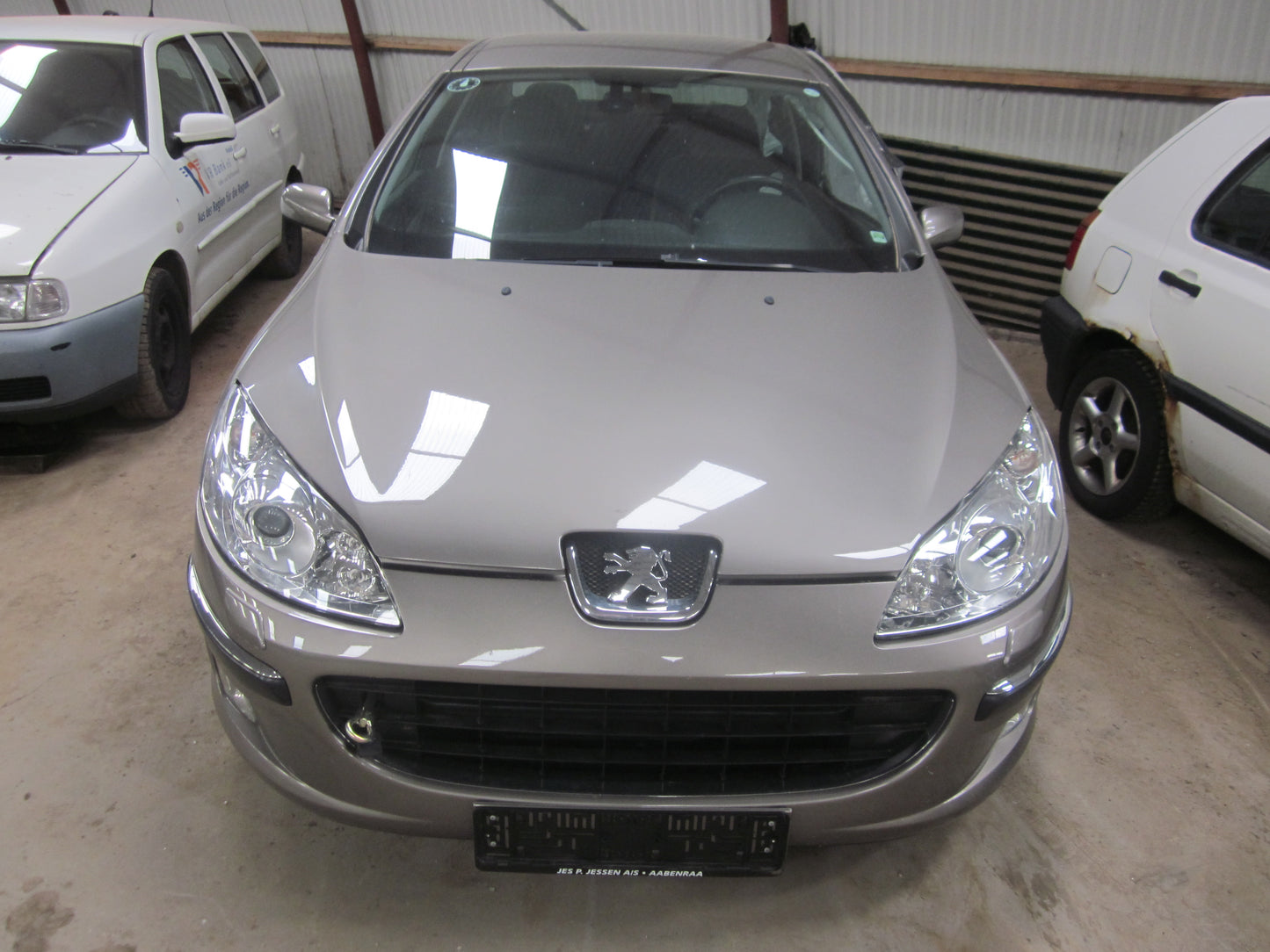 Peugeot 407 Pluk-Selv-Bil Med OEM Nr. Ophugger Fra Peugeot Ophugger