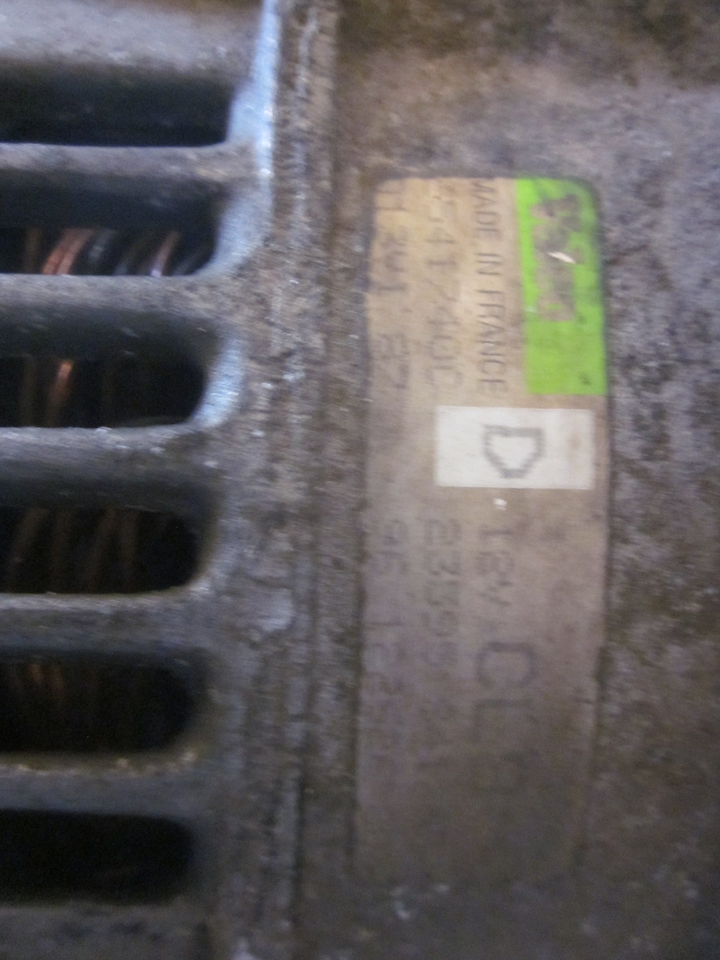 Peugeot 306 Generator Med OEM Nr. 9612262680 Fra Peugeot Ophugger