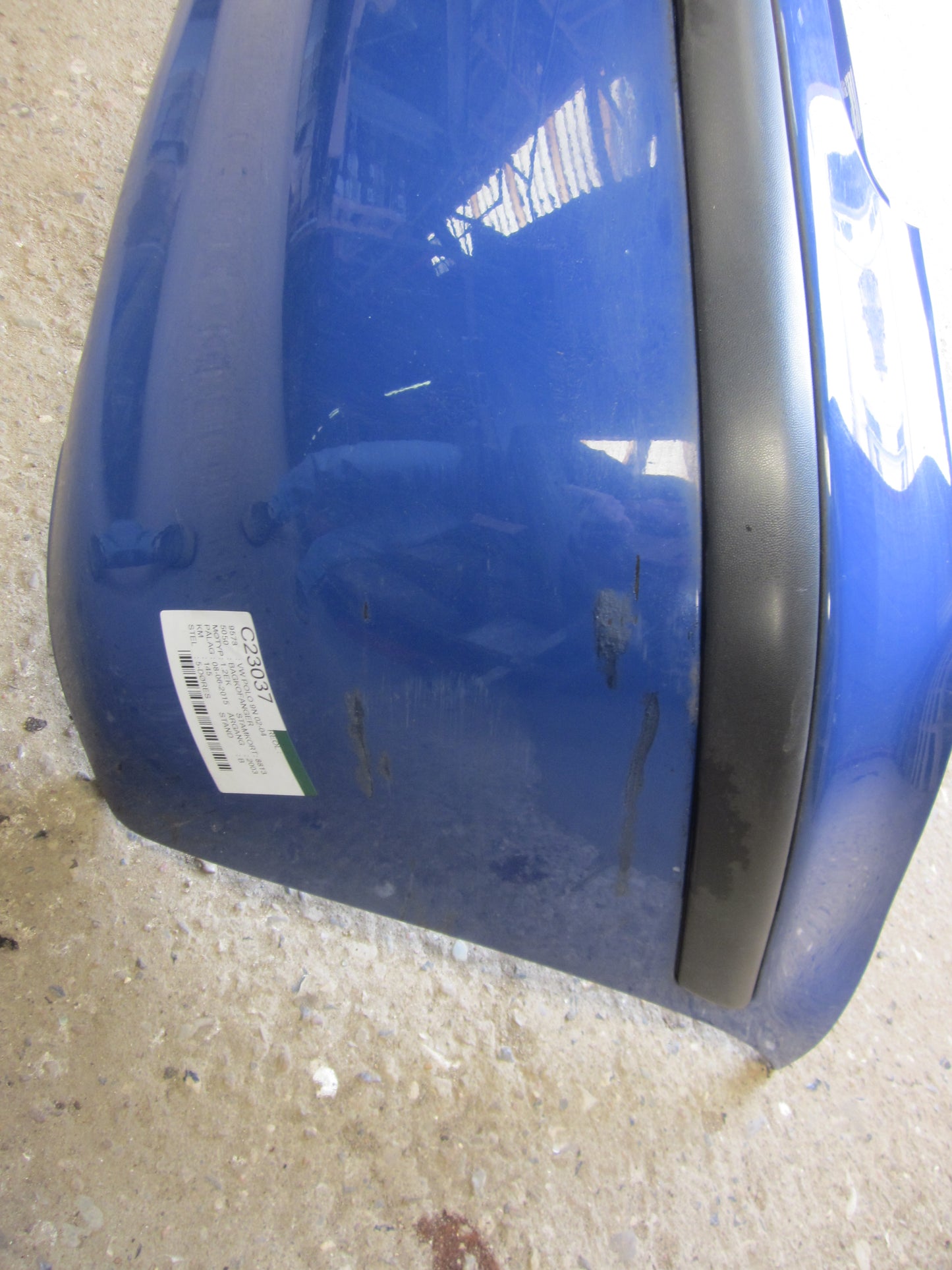 VW Polo Facel. 6N Bagkofanger Med OEM Nr. Ophugger Fra VW Ophugger