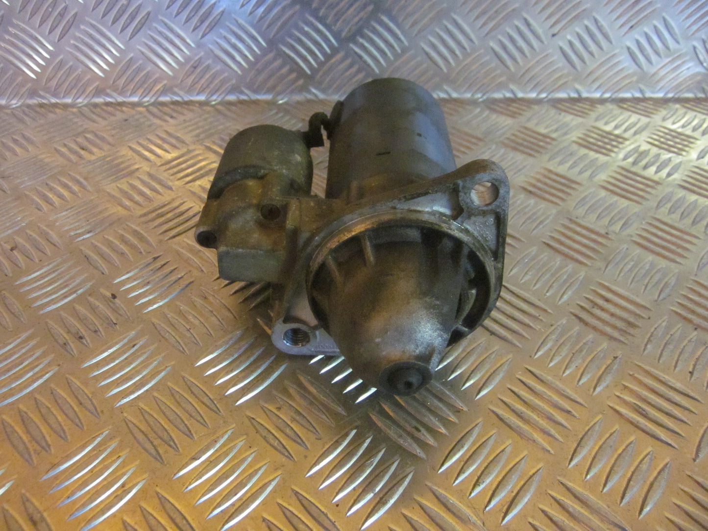 Saab 9‑5 Starter Med OEM Nr. 0001106184 Fra Saab Ophugger