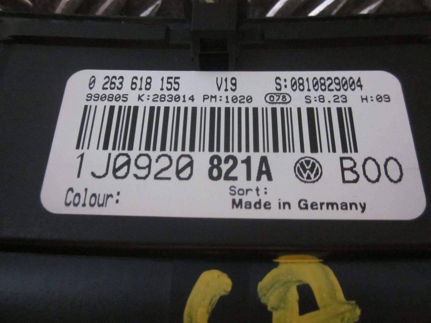 VW Golf 4 1J Speedometer - Instrument Med OEM Nr. 1J0920821A Fra VW Ophugger