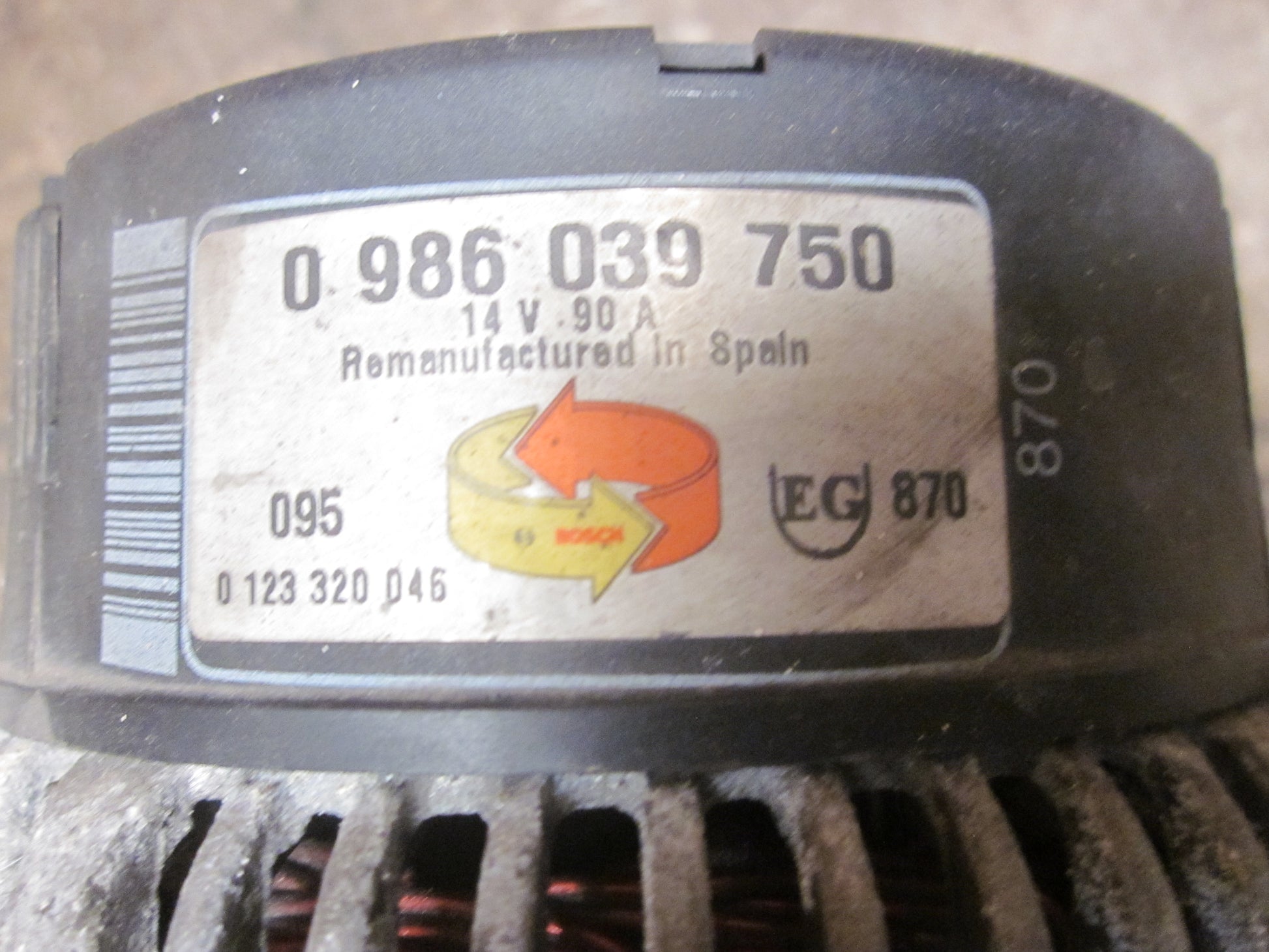 Mercedes E W210 Generator Med OEM Nr. 0123320046 Fra Mercedes Ophugger