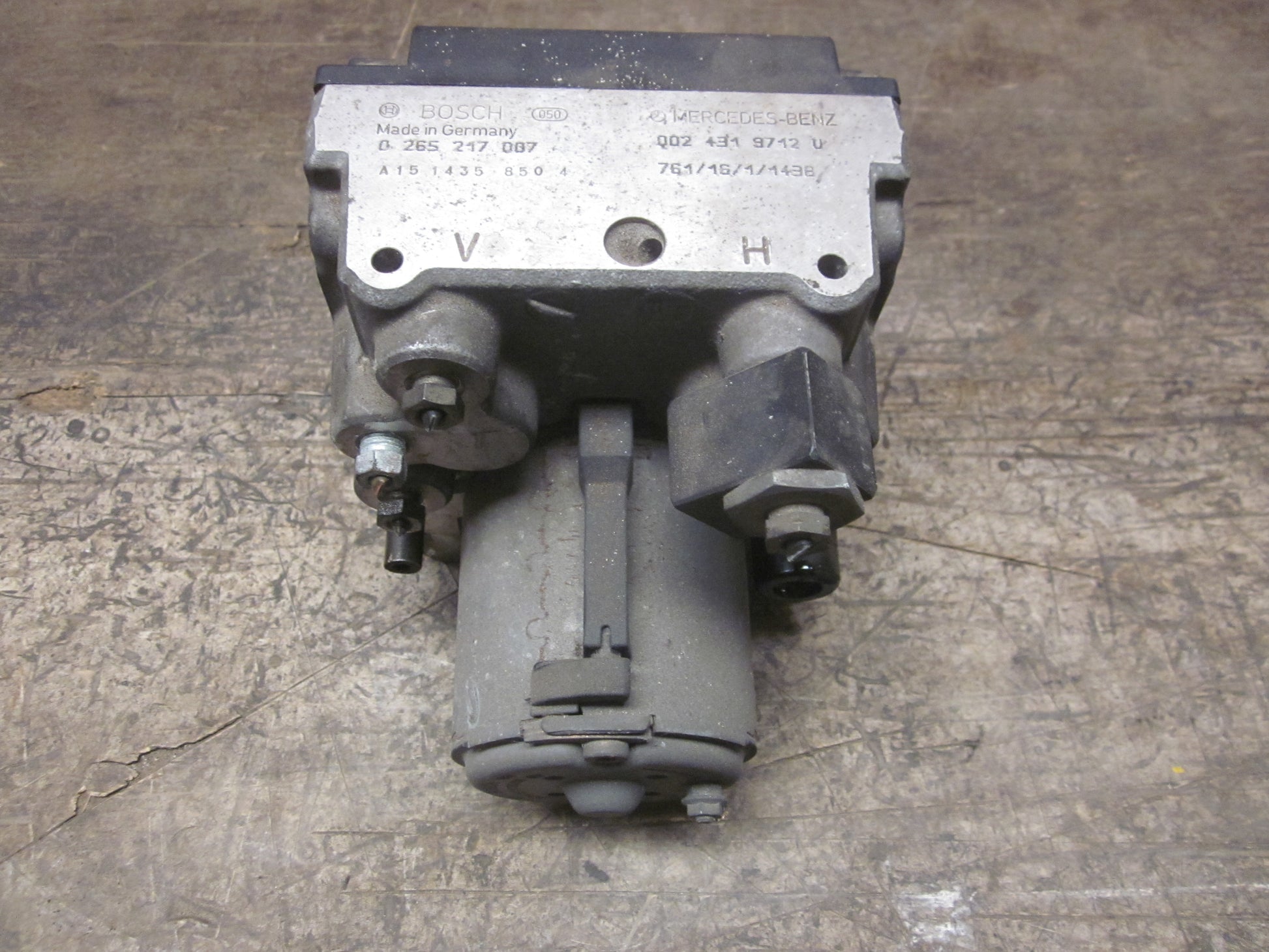 Mercedes E W210 Abs Pumpe Med OEM Nr. 0265217007 Fra Mercedes Ophugger