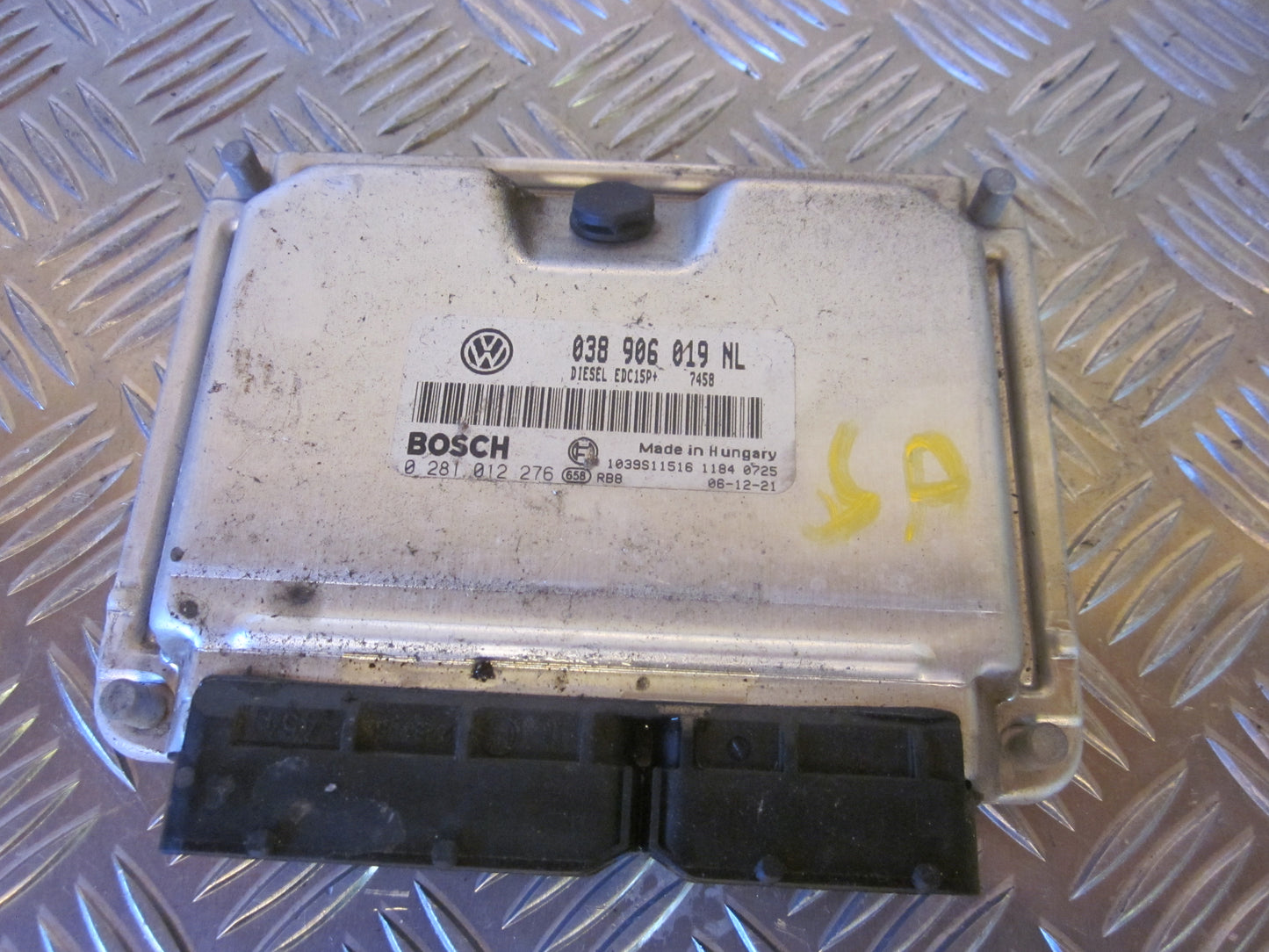 Skoda Fabia Motorstyring - Motorstyreboks - Injection Elboks Med OEM Nr. 038906019NL Fra Skoda Ophugger