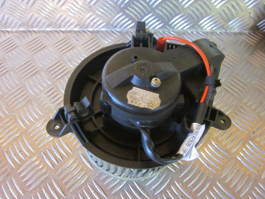 Peugeot 406 Varmeblæser Med OEM Nr. Ophugger Fra Peugeot Ophugger