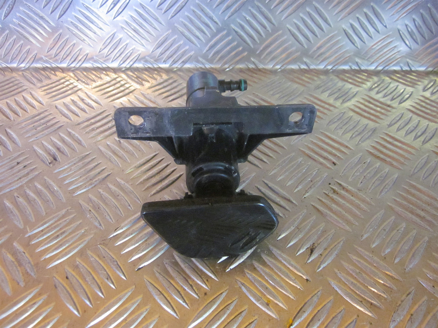 VW Touran 1T GP Sprinklerdyse Med OEM Nr. Ophugger Fra VW Ophugger