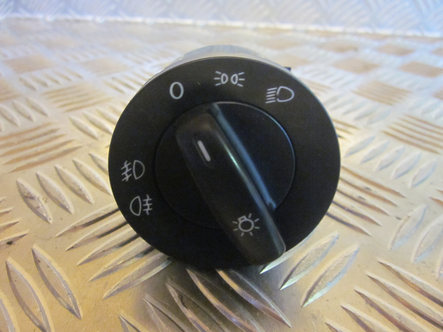 VW Touran 1T GP Kontakt Lys Med OEM Nr. 1T0941431AA Fra VW Ophugger