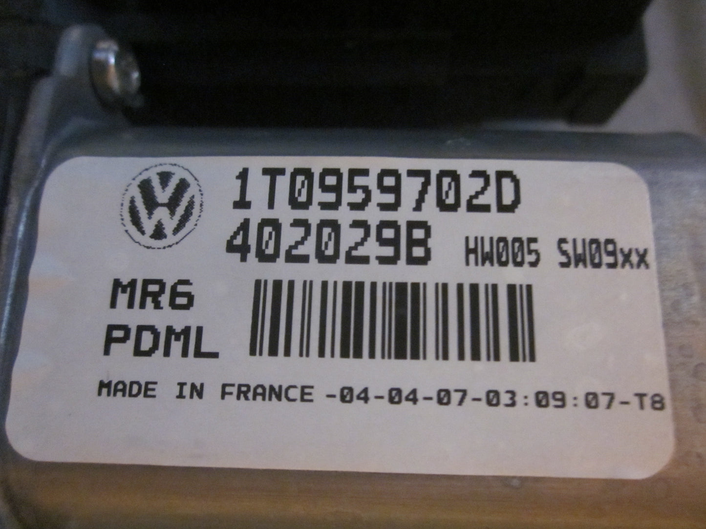 VW Touran 1T GP Rudemotor - Rudehejs Med OEM Nr. 1T0959702D Fra VW Ophugger