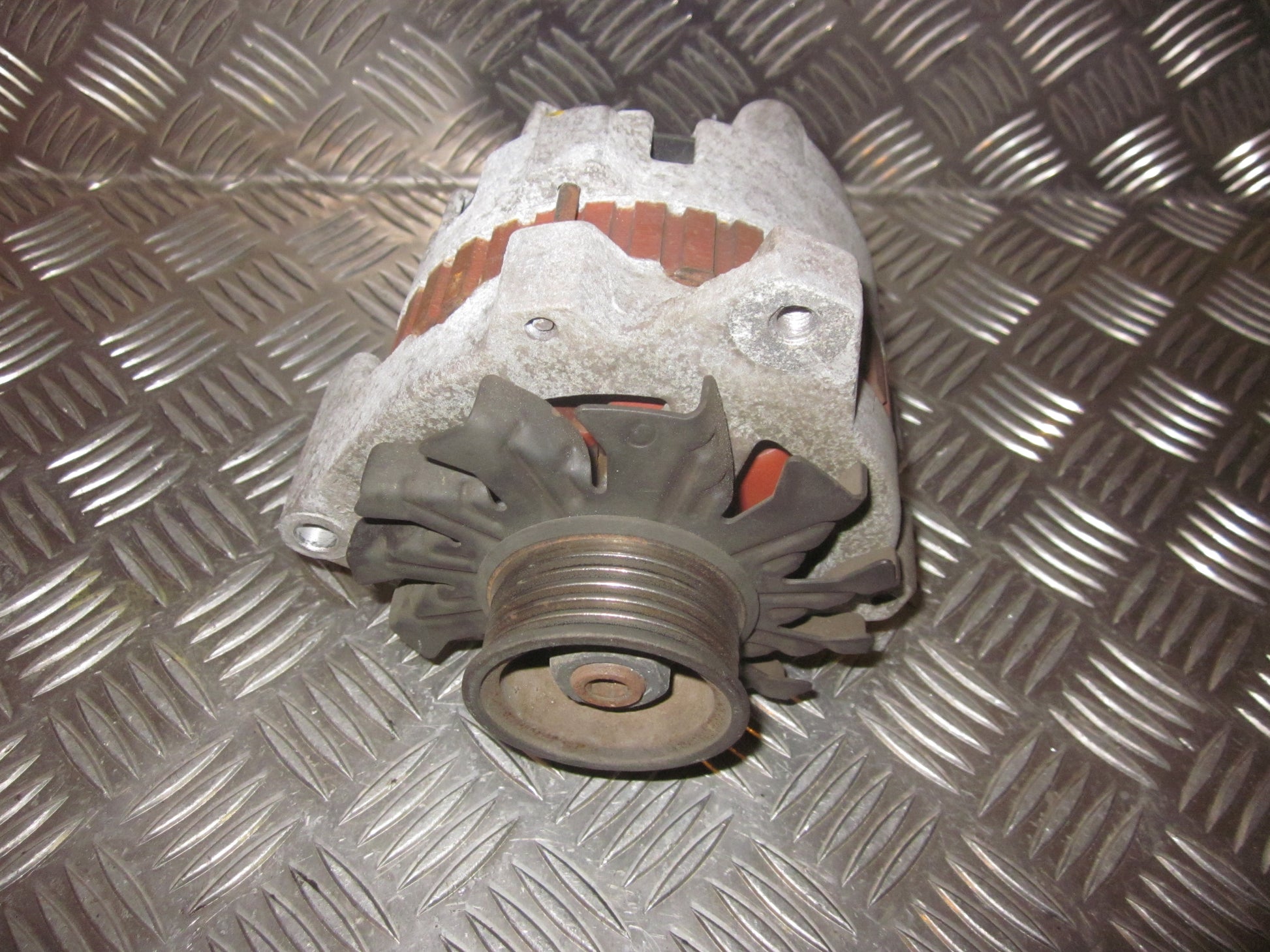Chevrolet Astro Van Generator Med OEM Nr. Ophugger Fra Chevrolet Ophugger