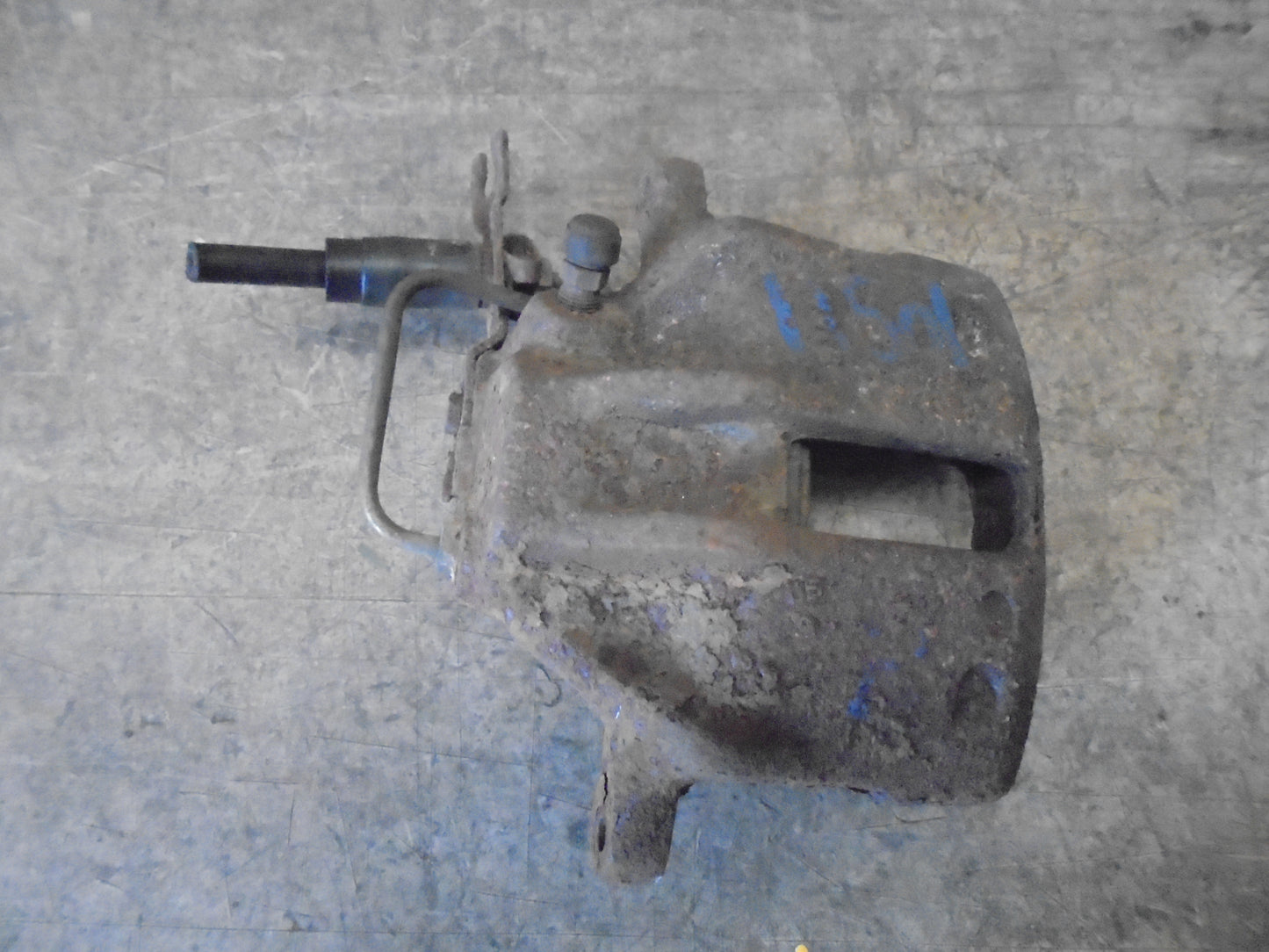 Audi A4 8D Bremsekaliber HF Med OEM Nr. Ophugger Fra Audi Ophugger