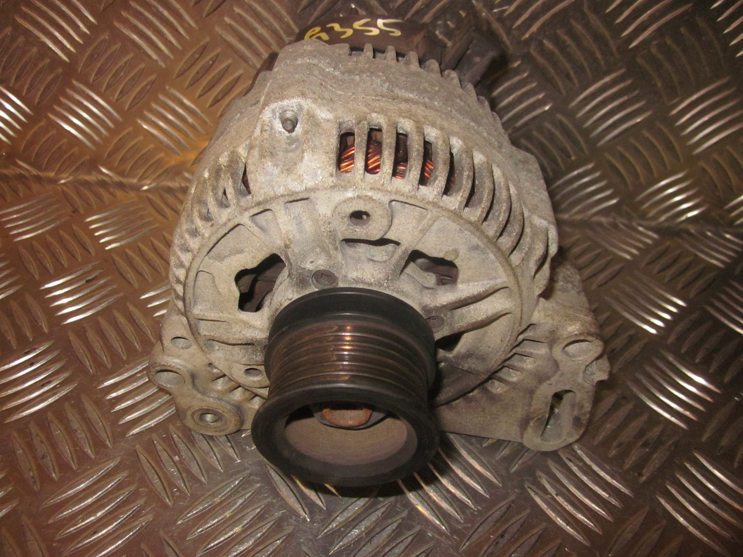 VW Passat Generator Med OEM Nr. 0986038070 Fra VW Ophugger