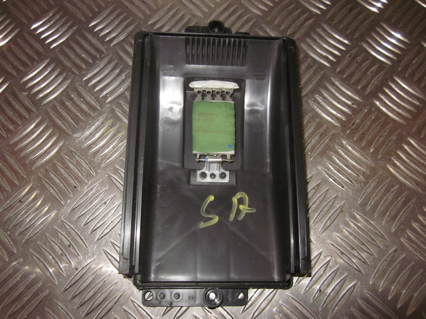 VW Beetle 9C Varmemodstand Med OEM Nr. 1J0819022A Fra VW Ophugger