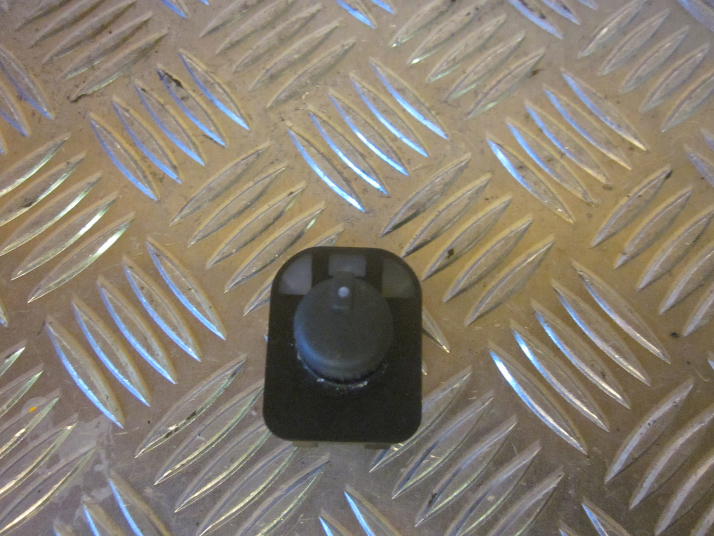 Audi A4 8E/8H Kontakt Sidespejl Med OEM Nr. 8E0959565A Fra Audi Ophugger