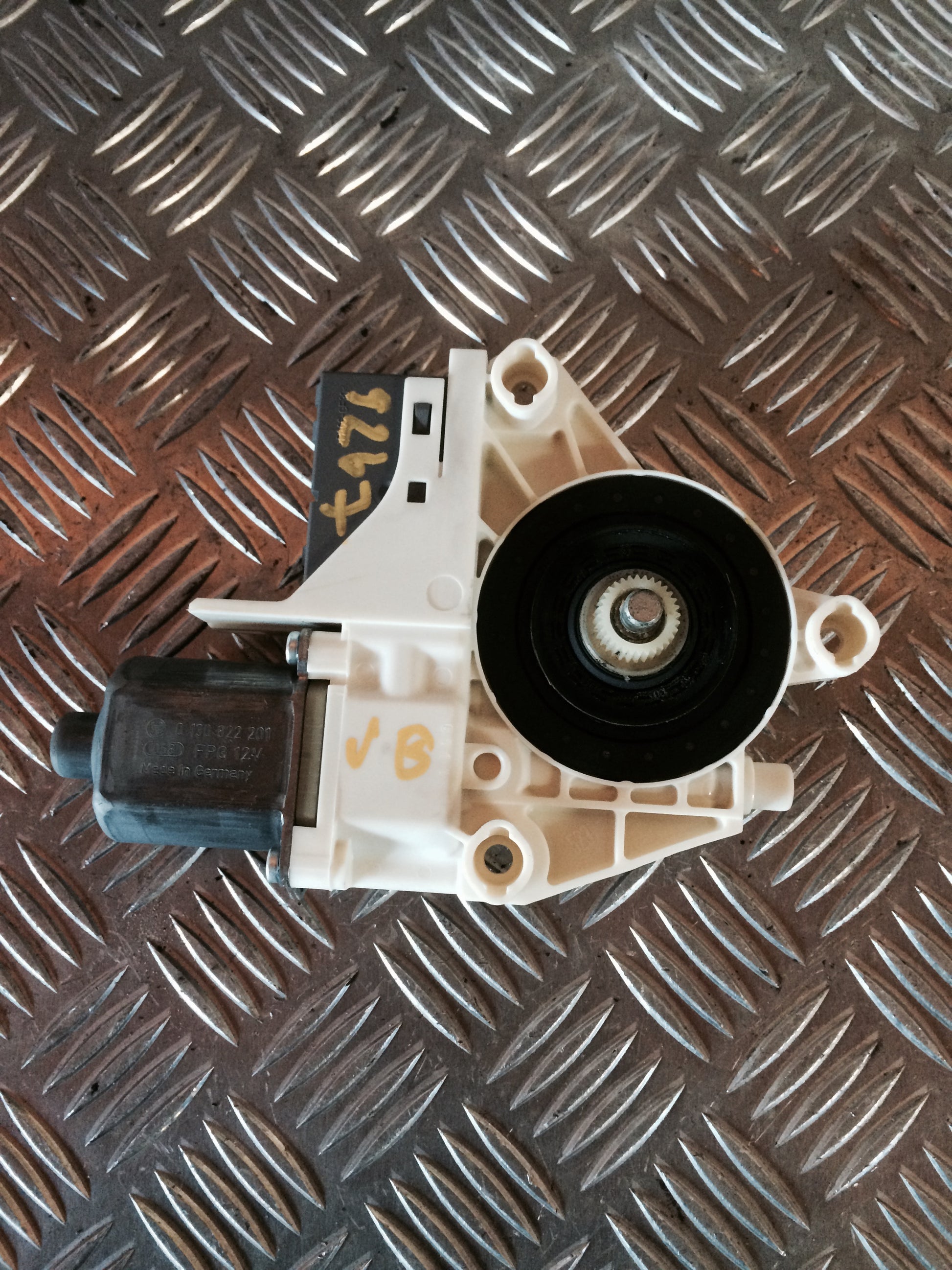 Peugeot 407 Rudemotor - Rudehejs Med OEM Nr. 9646595680 Fra Peugeot Ophugger