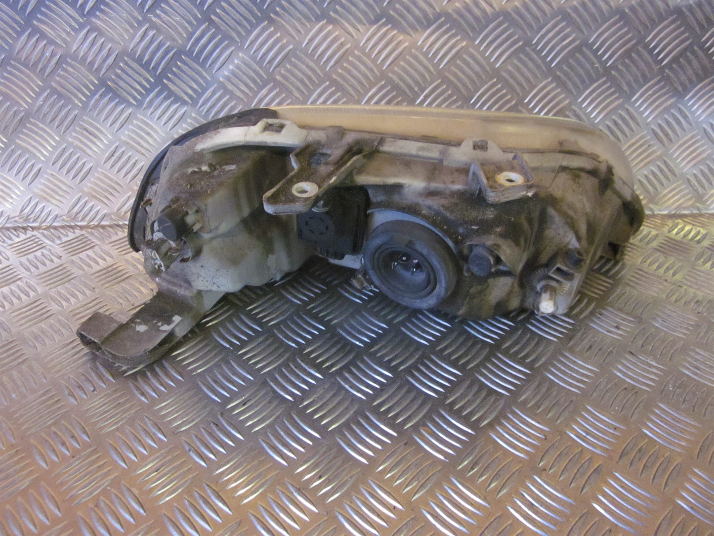Honda Civic 4D Forlygte Med OEM Nr. Ophugger Fra Honda Ophugger
