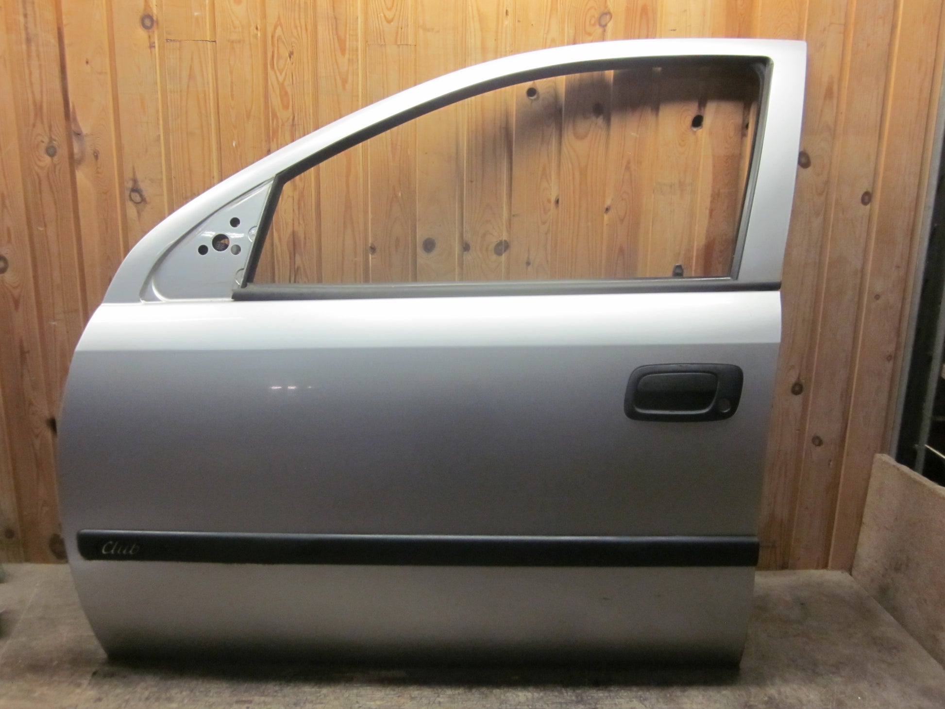 Opel Astra G Fordør V Med OEM Nr. Ophugger Fra Opel Ophugger